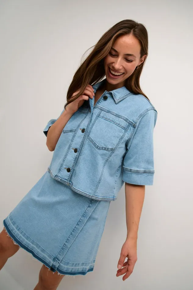 CULTURE Denim Styles CUami Denim Jacket Light Blue Wash 8211 Women