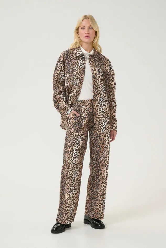 CULTURE Jackets and Coats CUbanjo Jacket With Bell Sleeves Black Floral 8211 Women