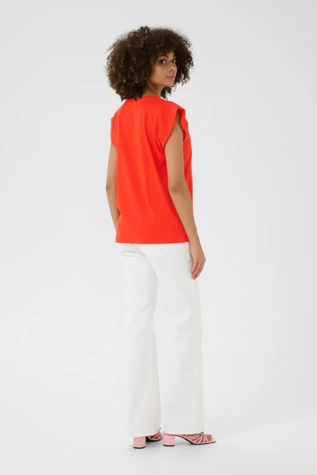 CULTURE Tops and TShirts CUroxy Tshirt Redpink 8211 Women