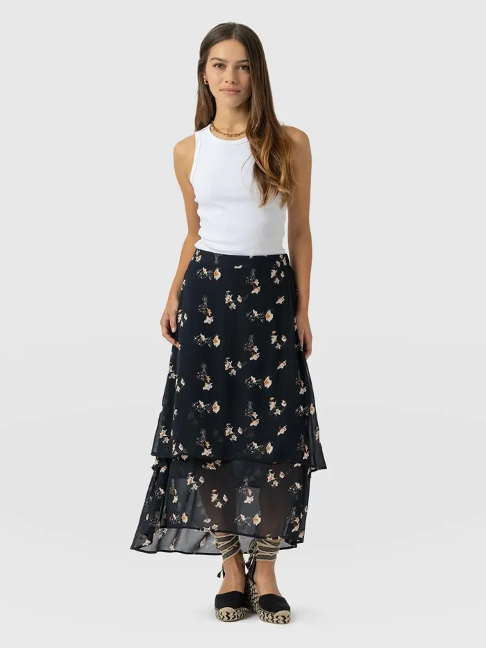 Etta Layered Skirt 8211 Lily Gardens Lily Gardens Women Saint And Sofia Skirts Etta Layered Skirt 8211 Lily Gardens Lily Gardens Women Saint And Sofia Skirts