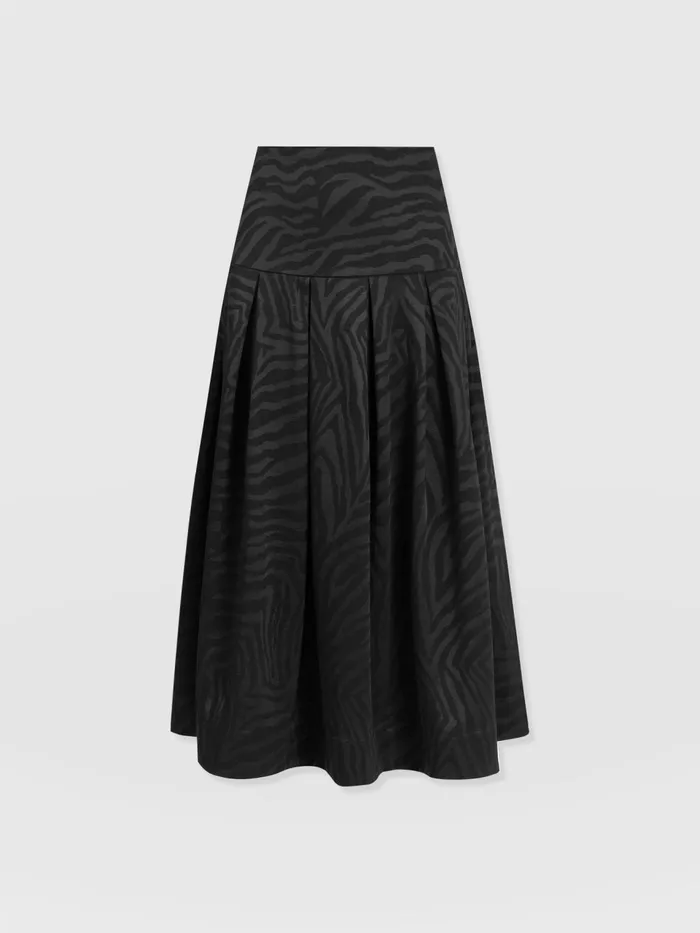 Everly Pleated Skirt 8211 Black Zebra Black Zebra Women Saint And Sofia Skirts