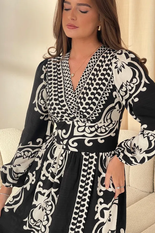 Girl In Mind CoOrds Juno Border Print Long Sleeve Maxi Dress Black 8211 Women