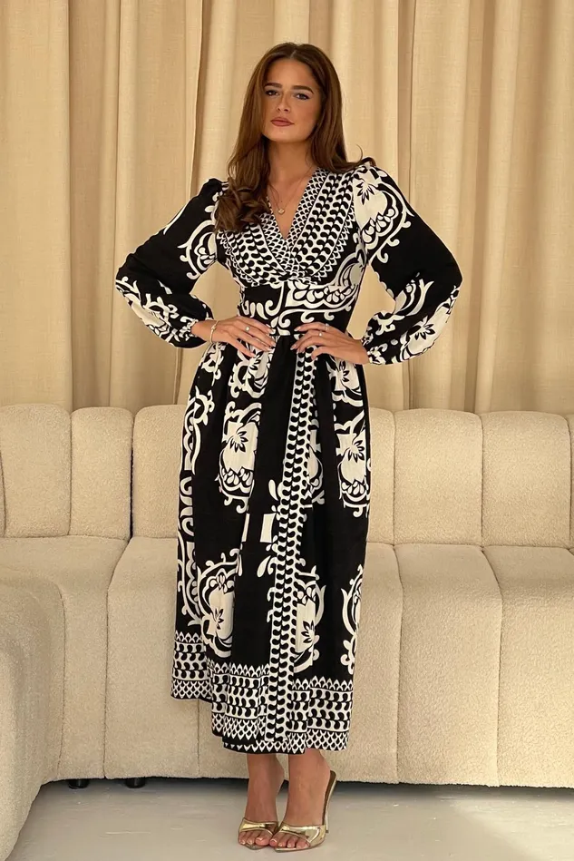 Girl In Mind CoOrds Juno Border Print Long Sleeve Maxi Dress Black 8211 Women