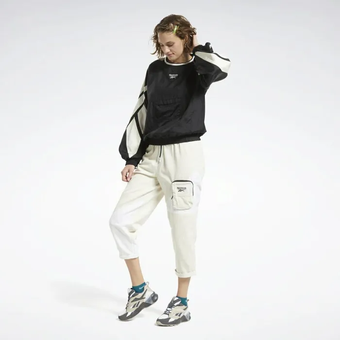 Hoodies and Sweatshirts Womens Reebok Classics Twin Vector Crew Sweatshirt Black Alabaster