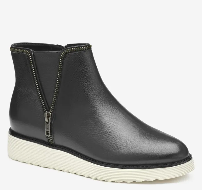 JohnstonandMurphy Boots and Booties Mitzi Zipper Bootie Black Calfskin 8211 Women JohnstonandMurphy Boots and Booties Mitzi Zipper Bootie Black Calfskin 8211 Women