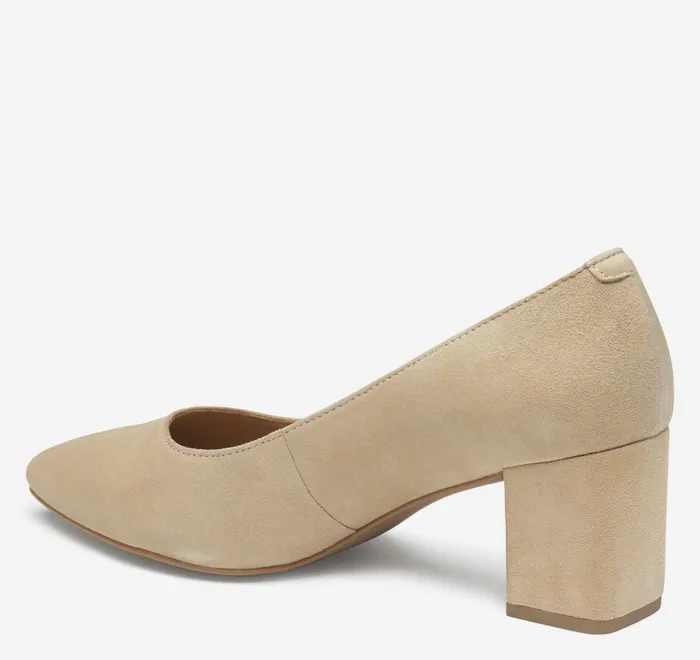 JohnstonandMurphy Heels and Platform Wedges Vicki Pump Sand Kid Suede 8211 Women JohnstonandMurphy Heels and Platform Wedges Vicki Pump Sand Kid Suede 8211 Women