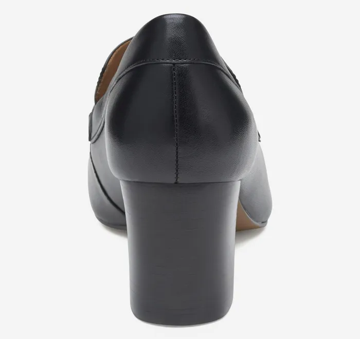 JohnstonandMurphy Mules and Loafers Eleanor Chain Loafer Black Calfskin 8211 Women JohnstonandMurphy Mules and Loafers Eleanor Chain Loafer Black Calfskin 8211 Women