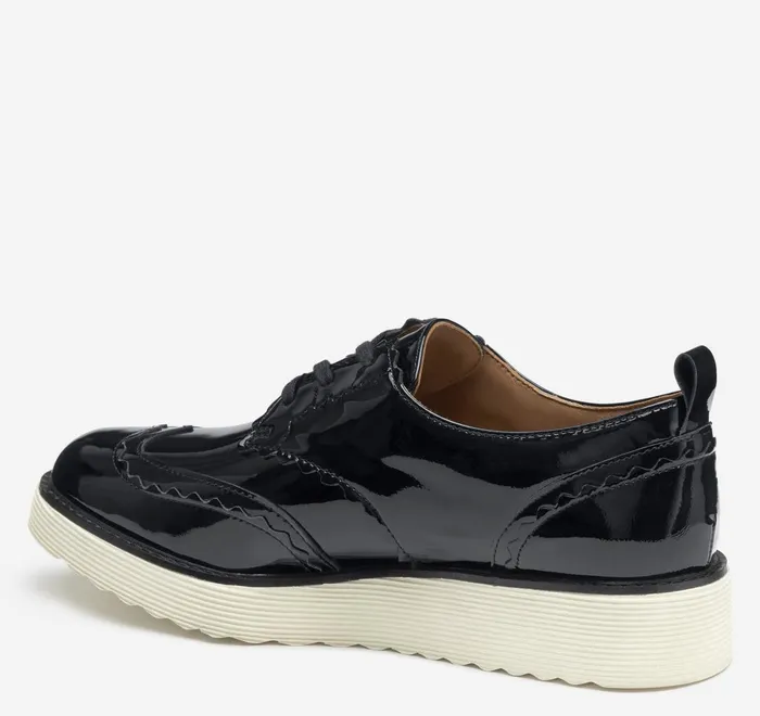 JohnstonandMurphy Mules and Loafers Mitzi Scalloped Wingtip Black Patent Leather 8211 Women JohnstonandMurphy Mules and Loafers Mitzi Scalloped Wingtip Black Patent Leather 8211 Women