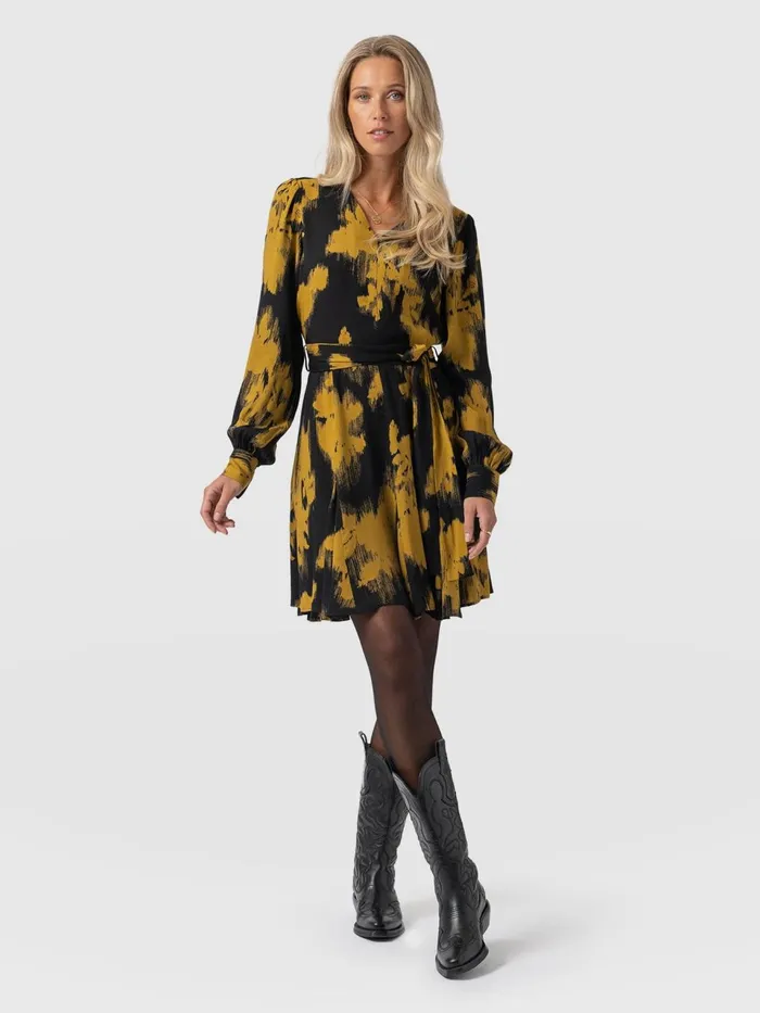 Joselyn Mini Dress 8211 Yellow Fade Floral Yellow Fade Floral Women Saint And Sofia Dresses