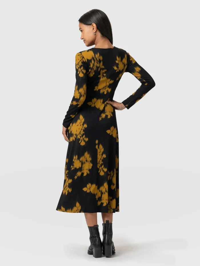 Maggie Wrap Midi Dress 8211 Yellow Fade Floral Yellow Fade Floral Women Saint And Sofia Dresses
