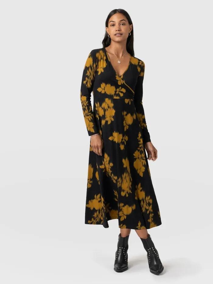 Maggie Wrap Midi Dress 8211 Yellow Fade Floral Yellow Fade Floral Women Saint And Sofia Dresses