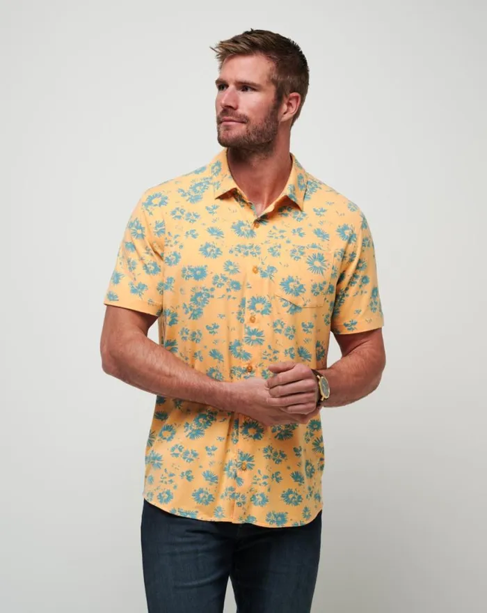 Men COCONUT SHRIMP BUTTONUP Apricot TravisMathew ButtonUps