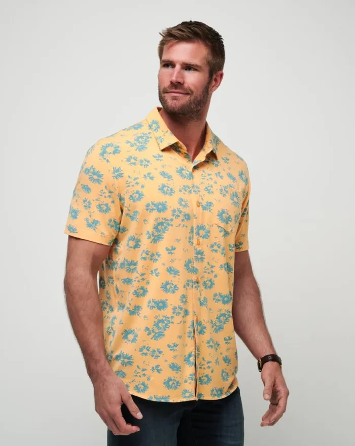 Men COCONUT SHRIMP BUTTONUP Apricot TravisMathew ButtonUps