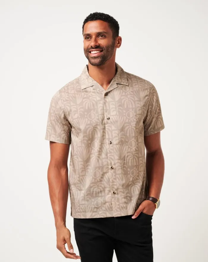 Men DESERT SUN BUTTONUP Italian Sand TravisMathew ButtonUps
