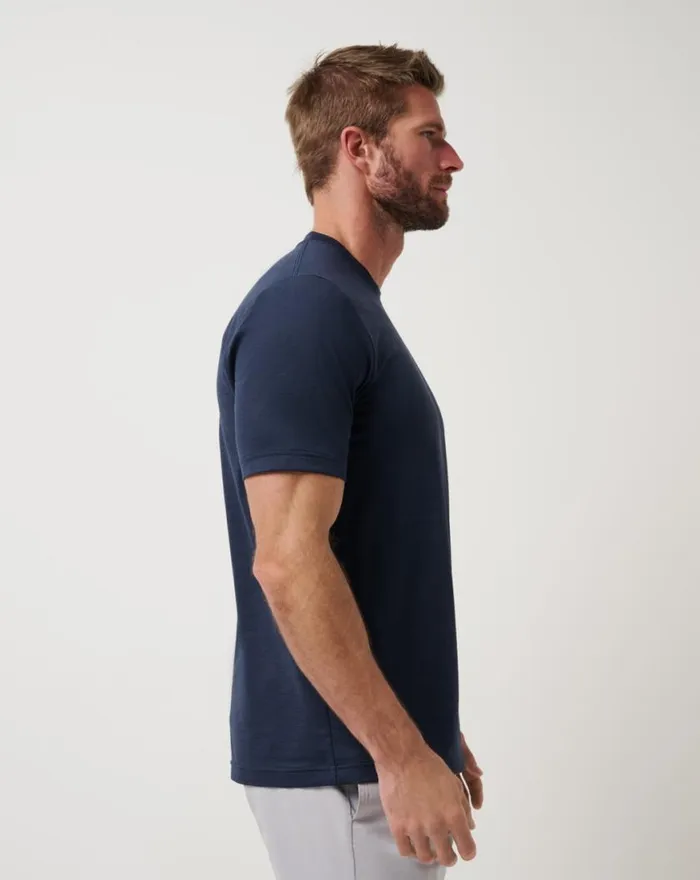 Men HEATER PRO TEE Total Eclipse TravisMathew Tees