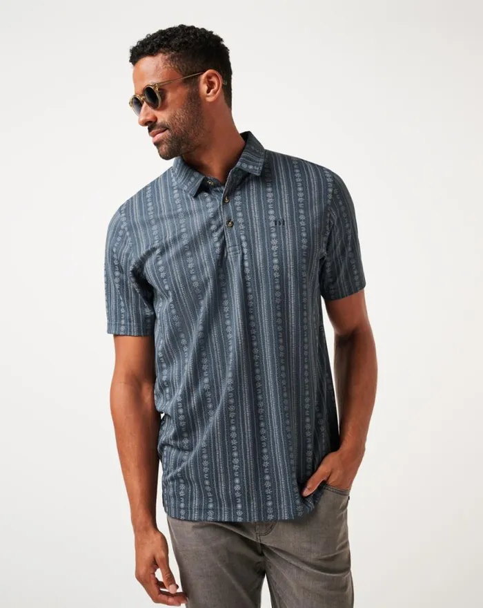 Men LOCAL TREASURE POLO Mood Indigovintage Indigo TravisMathew Polos