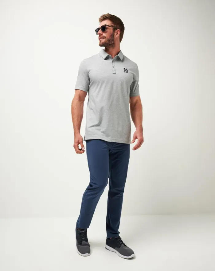 Men NEW YORK YANKEES THE ZINNA POLO Heather Grey TravisMathew Polos