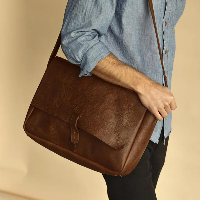 Men Nisolo Bags and Wallets Loreto Messenger Bag Chestnut