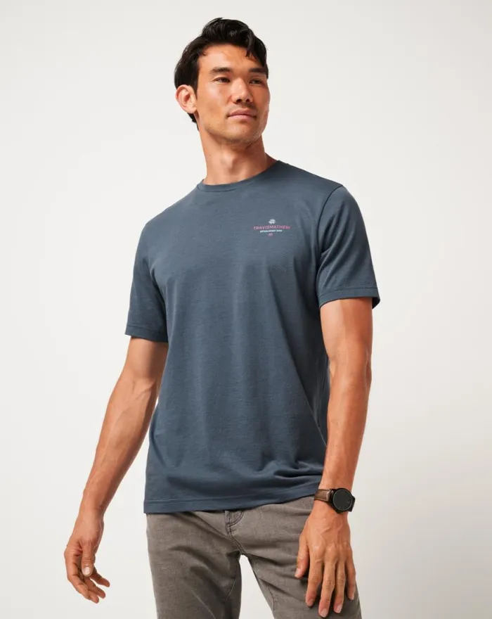 Men PIECE OF PARADISE TEE Mood Indigovintage Indigo TravisMathew Tees Men PIECE OF PARADISE TEE Mood Indigovintage Indigo TravisMathew Tees