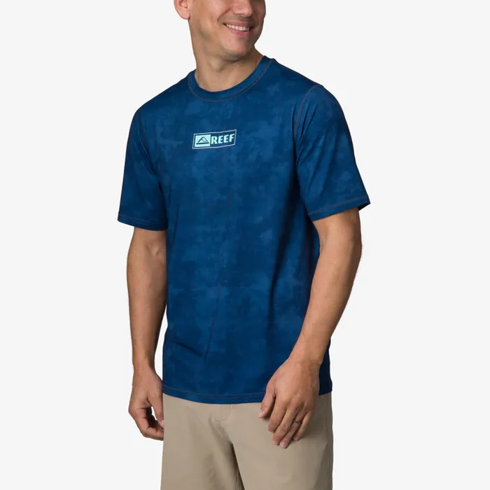Men Reef TShirts and Shirts Ellsworth Short Sleeve Surf Shirt Upf 50 Insigna Blue Water P