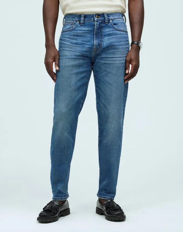 Men Relaxed Taper Stretch Selvedge Jeans In Barrington Wash Barrington Wash Madewell Jeans