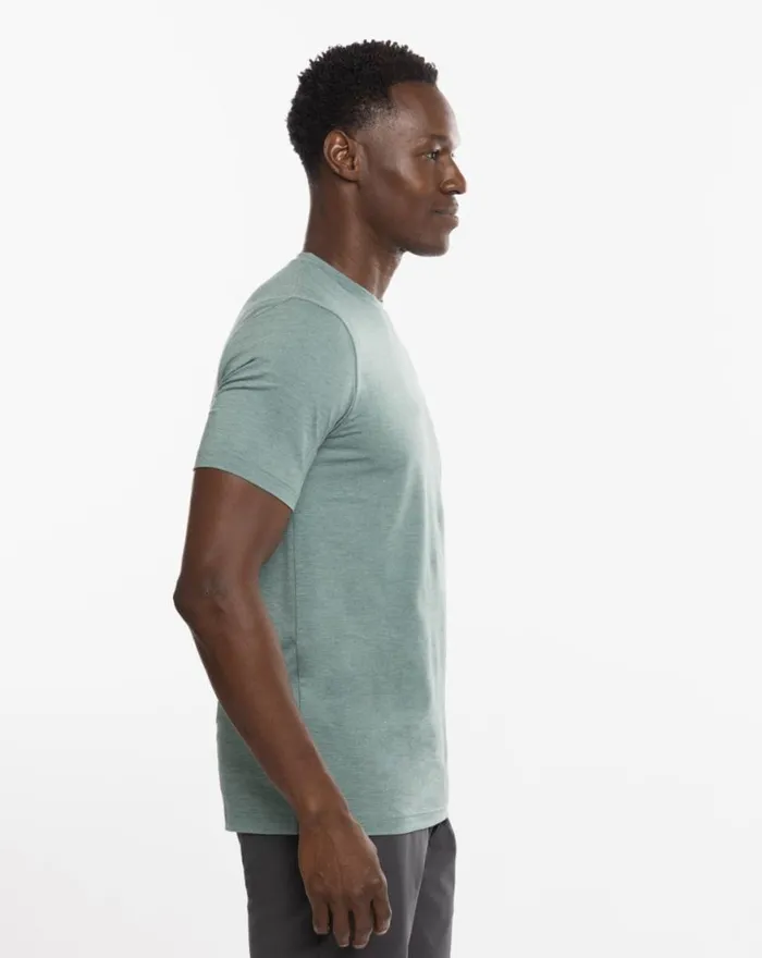 Men SCENIC VISTA ACTIVE TEE Heather Silver Pine TravisMathew Tees