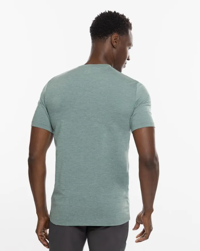 Men SCENIC VISTA ACTIVE TEE Heather Silver Pine TravisMathew Tees