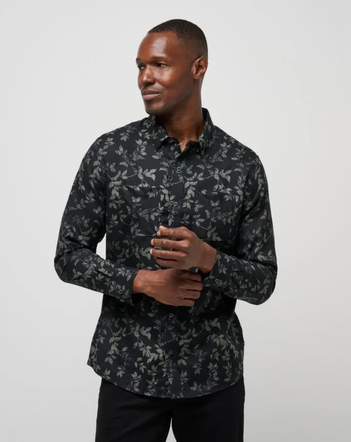 Men SEARCHLIGHT BUTTONUP Black TravisMathew ButtonUps