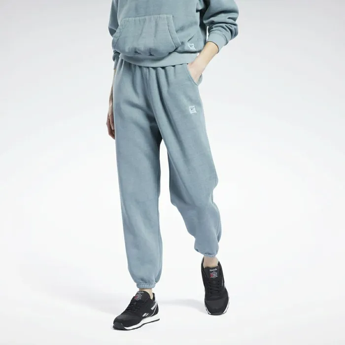 Pants and Sweatpants Womens Reebok Classics Natural Dye Fleece Pants Midnight Pine Pants and Sweatpants Womens Reebok Classics Natural Dye Fleece Pants Midnight Pine