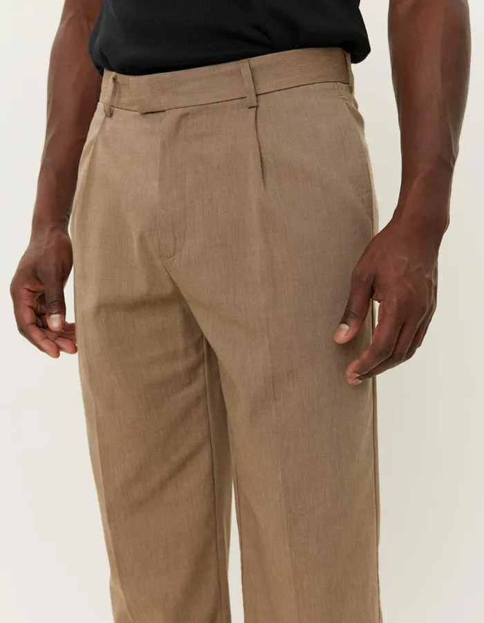 Pants Men Les Deux Reece Pleated Slub Suit Pants 8211 Walnut