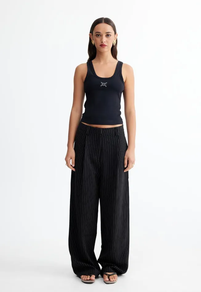 Pants Women Lioness Fashion LEO PANT Onyx Pinstripe Pants Women Lioness Fashion LEO PANT Onyx Pinstripe