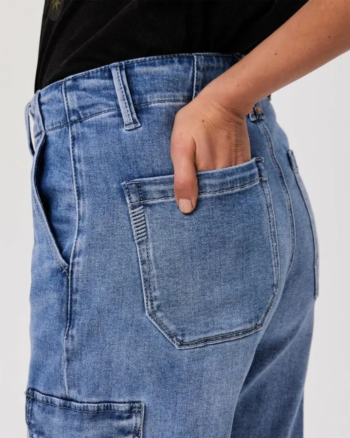 Pants Women PAIGE Carly Cargo Wide Leg Pant 8211 Austyn Pants Women PAIGE Carly Cargo Wide Leg Pant 8211 Austyn