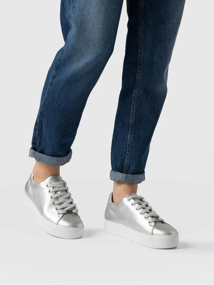 Portland Sneaker 8211 Silver Silver Women Saint And Sofia All Sneakers