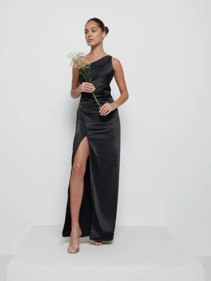 Pretty Lavish Bridesmaid Dresses Women Amelia Ruched Maxi Bridesmaid Dress Black