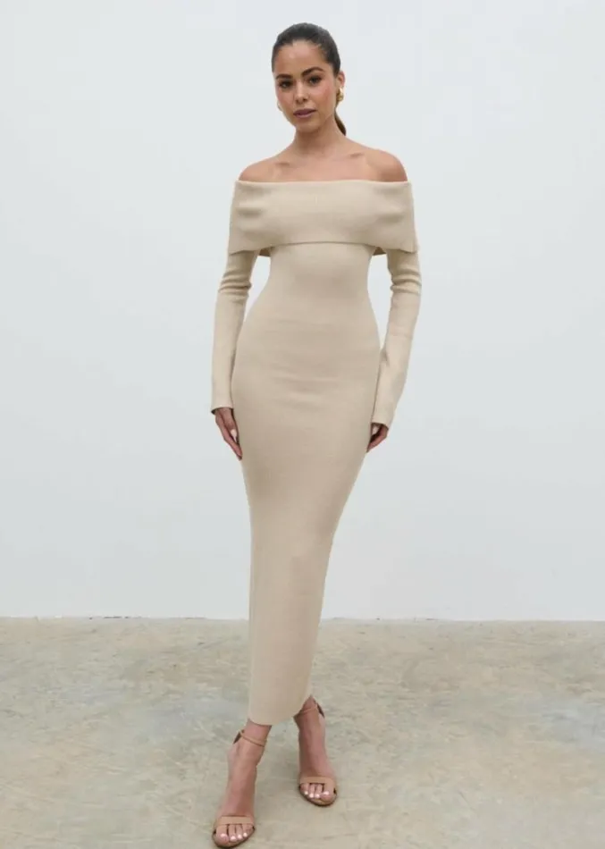 Pretty Lavish Curve Women Soreya Bardot Knit Dress Beige