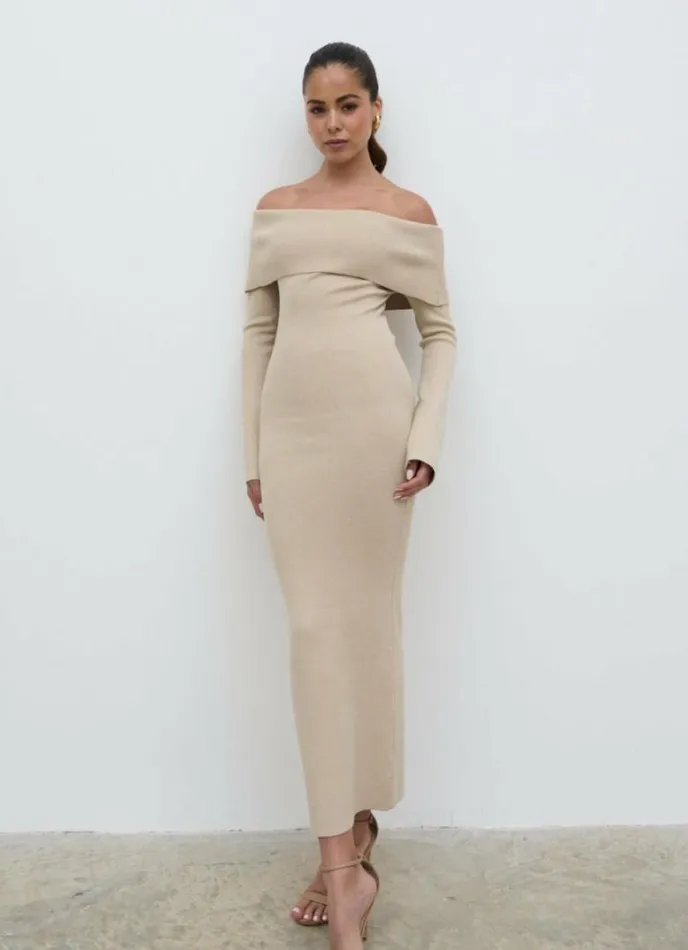 Pretty Lavish Curve Women Soreya Bardot Knit Dress Beige