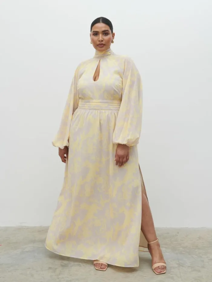 Pretty Lavish Curve Women Steph Keyhole Maxi Dress Curve Lemon And Beige Floral Pretty Lavish Curve Women Steph Keyhole Maxi Dress Curve Lemon And Beige Floral