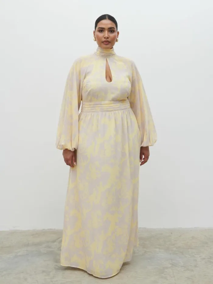 Pretty Lavish Curve Women Steph Keyhole Maxi Dress Curve Lemon And Beige Floral