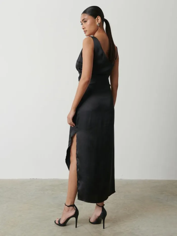 Pretty Lavish Dresses Women Briella Wrap Recycled Midaxi Dress Black