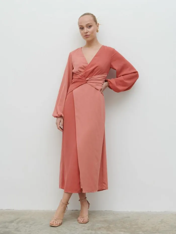 Pretty Lavish Dresses Women Friena Knot Contrast Midaxi Dress Terracotta And Dusky Rose Pretty Lavish Dresses Women Friena Knot Contrast Midaxi Dress Terracotta And Dusky Rose
