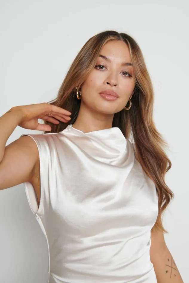Pretty Lavish Dresses Women Lilith Satin Dress Champagne