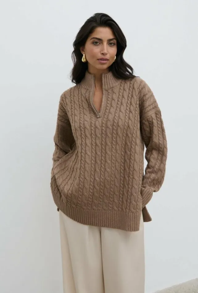 Pretty Lavish Knitwear Women Braelyn Zip Collared Knit Jumper Brown