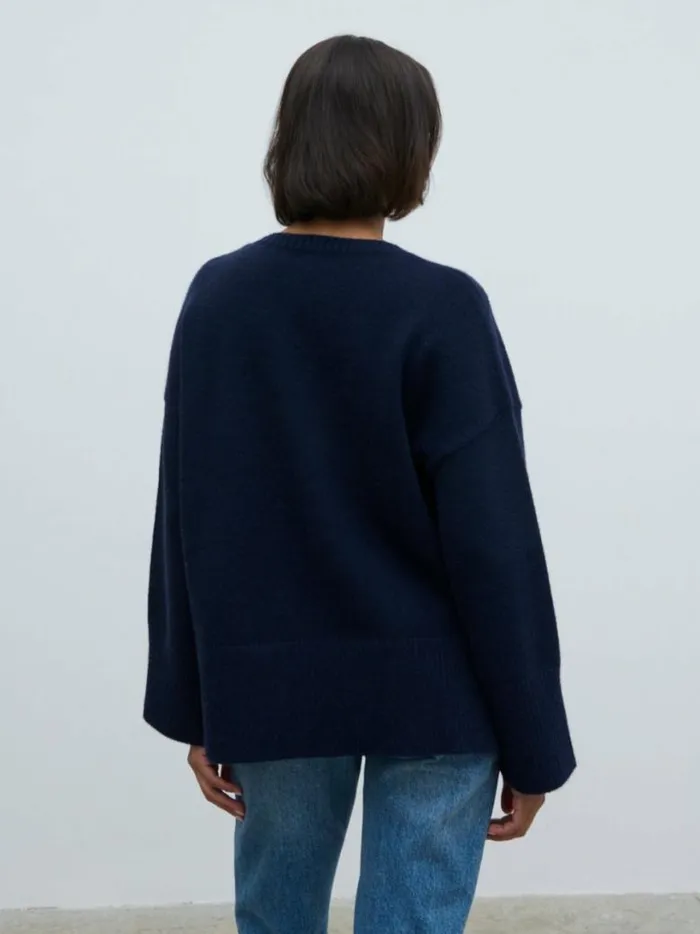 Pretty Lavish Knitwear Women Finnity Slouchy Crew Neck Knit Jumper Navy