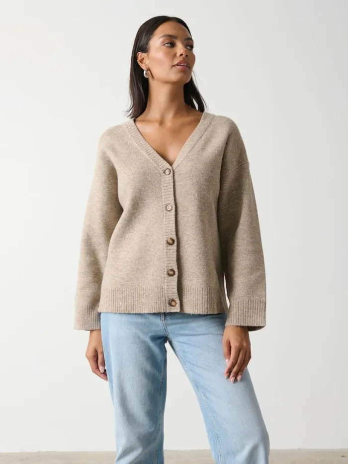 Pretty Lavish Knitwear Women Makai Oversized Cardigan Beige