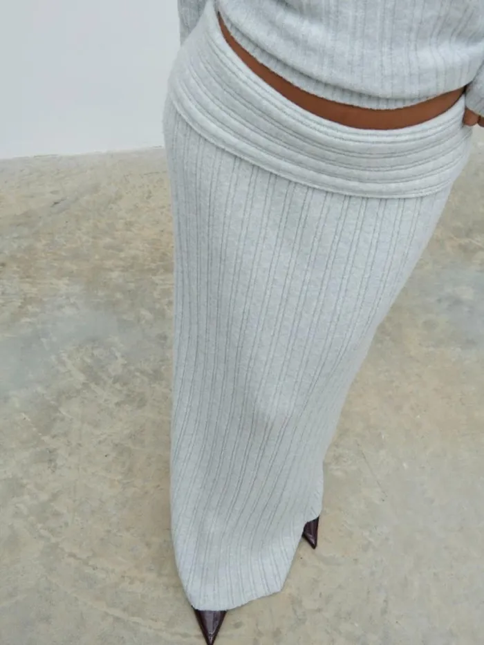 Pretty Lavish Knitwear Women Petra Cosy Rib Knit Maxi Skirt Grey