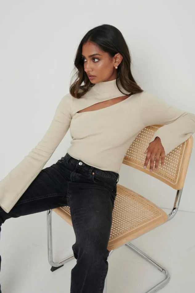 Pretty Lavish Knitwear Women Shani Cut Out Knit Top Beige