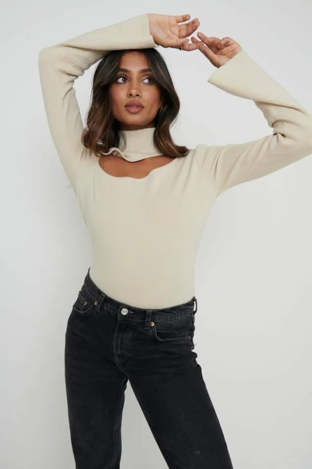 Pretty Lavish Knitwear Women Shani Cut Out Knit Top Beige