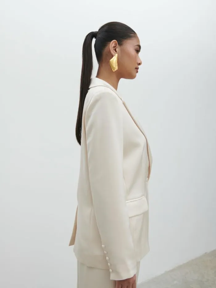 Pretty Lavish Outerwear Women Callie Satin Suit Jacket White