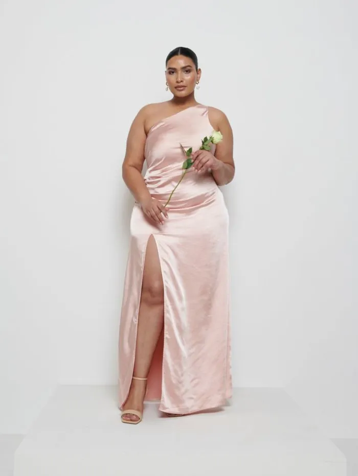 Pretty Lavish Satin Bridesmaid Dresses Women Amelia Ruched Maxi Bridesmaid Dress Curve Blush
