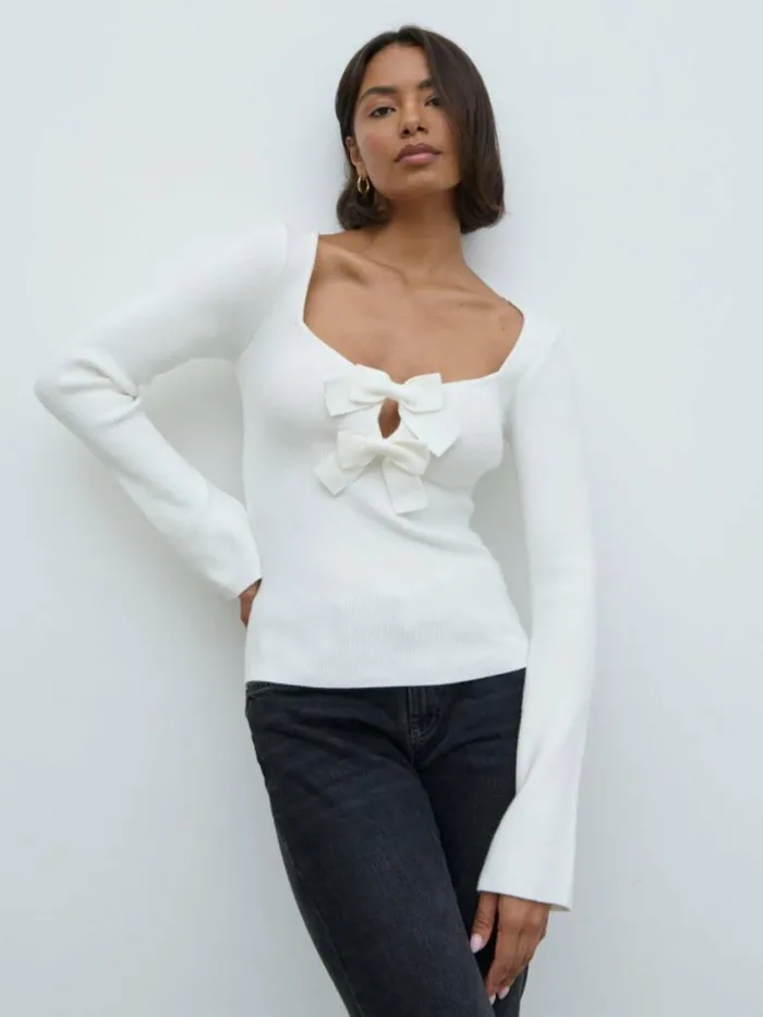 Pretty Lavish Tops Women Annabeth Bow Knit Top Cream